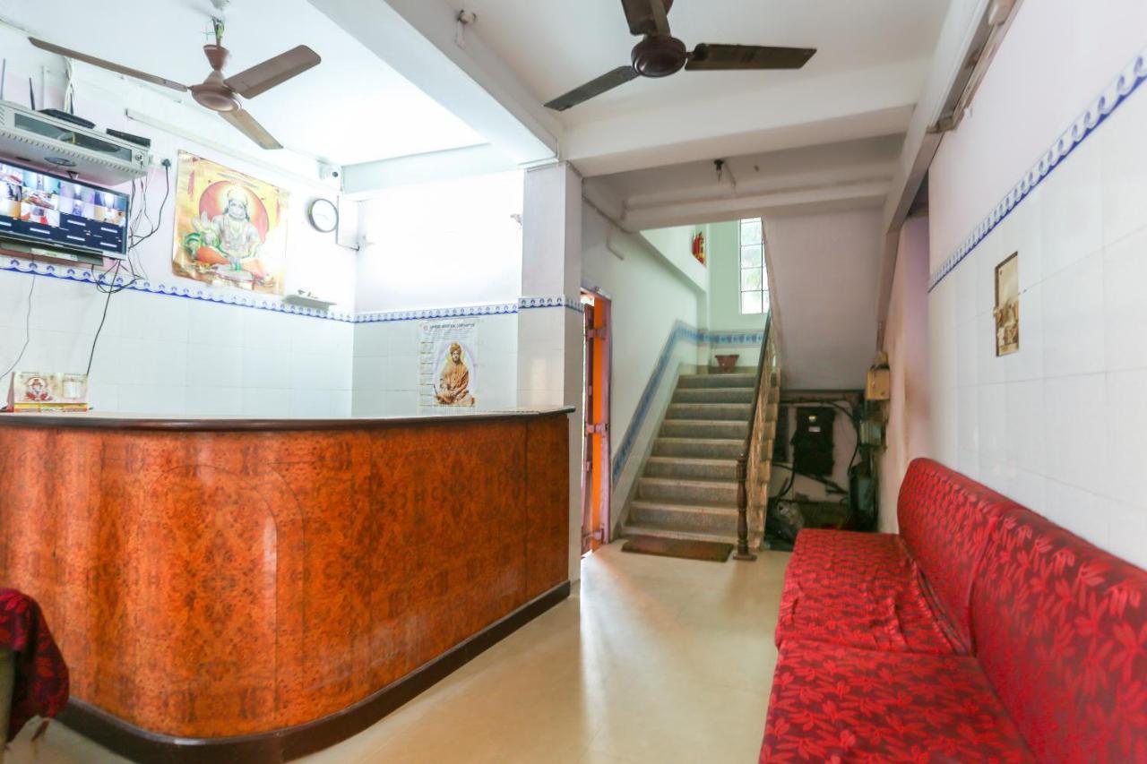 Spot On 75685 Shri Giriraj Dham Hotel Vrindavan Ngoại thất bức ảnh